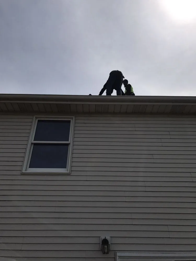 Slide of Billy White Roofing