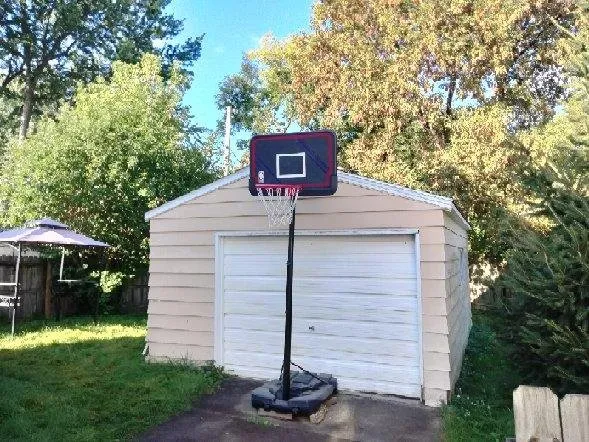 Slide of Billy's Handyman Service