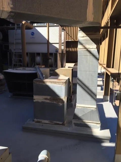 Slide of Bilt-Well Roofing