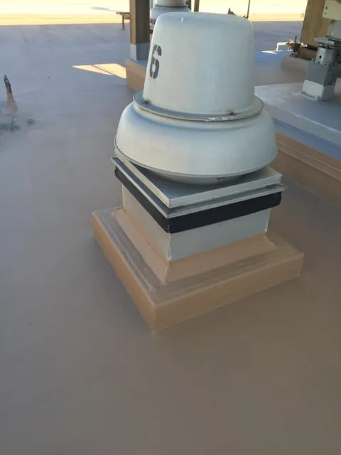 Slide of Bilt-Well Roofing