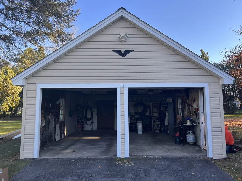 Emergency flat roof repair with free inspection in Mt Holly Springs, PA by Biniek Specialty Contractors