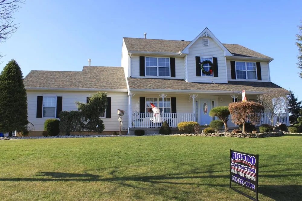 Slide of Biondo Contracting