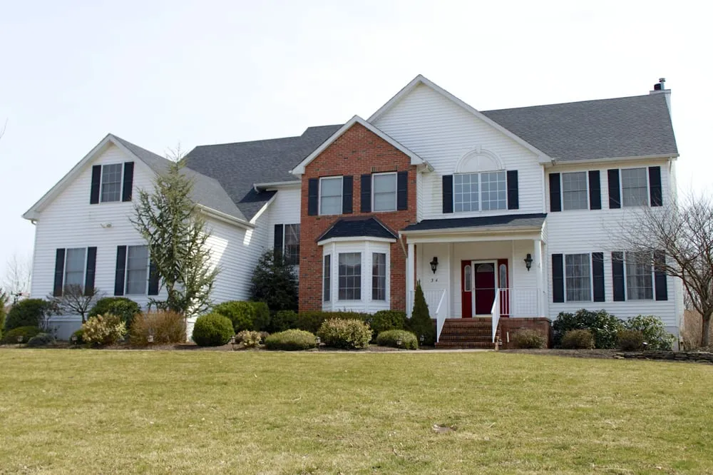 Slide of Biondo Contracting