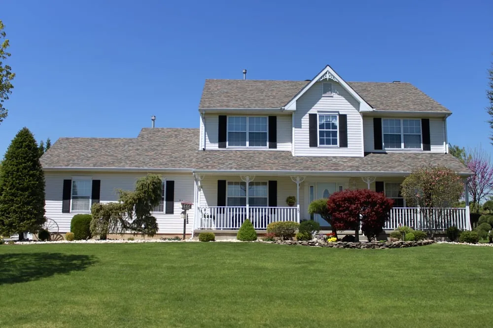 Slide of Biondo Contracting