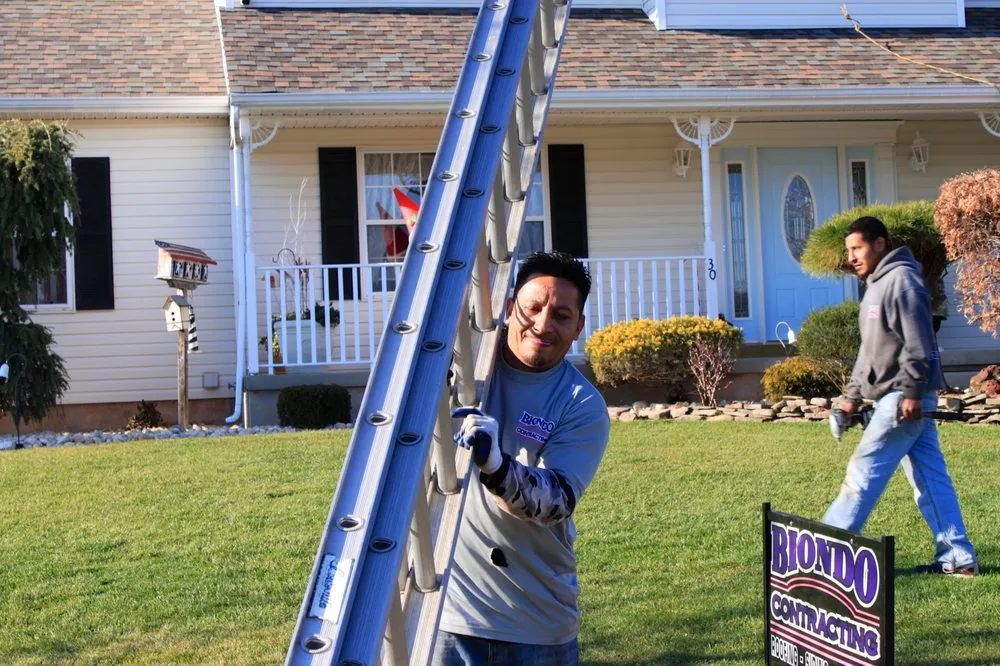 Emergency shingle roofing service experts serving Monroe Township, NJ - Biondo Contracting