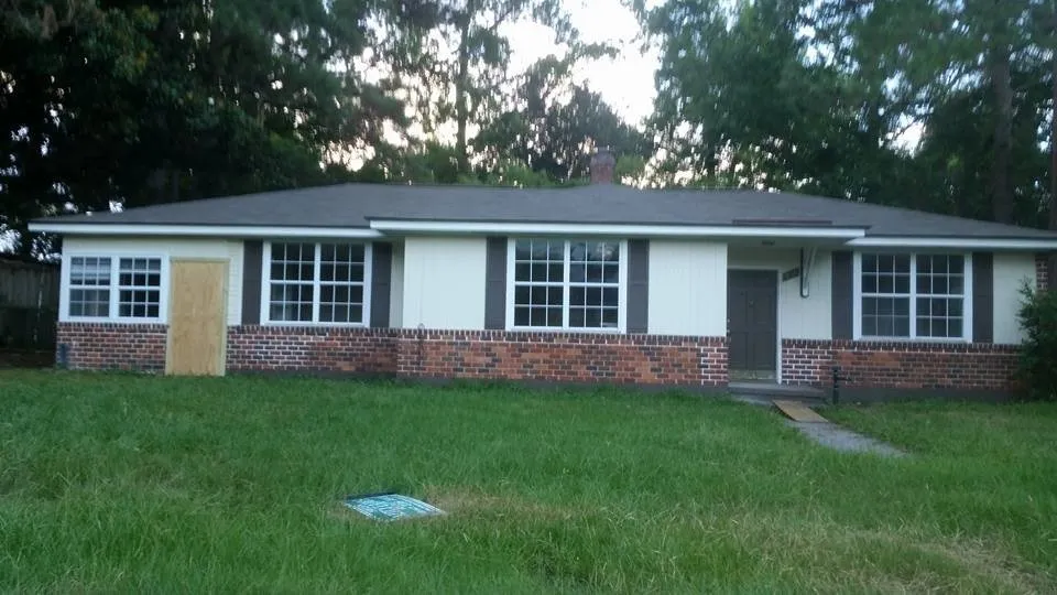 Slide of Birds Roofing
