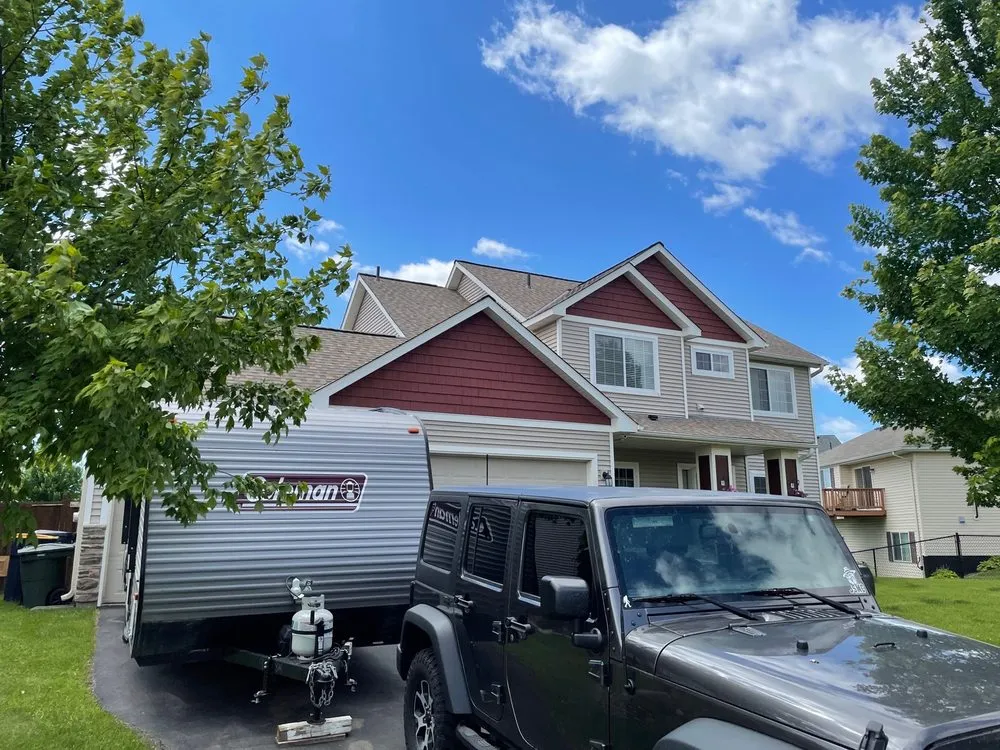 Slide of Bison Builders