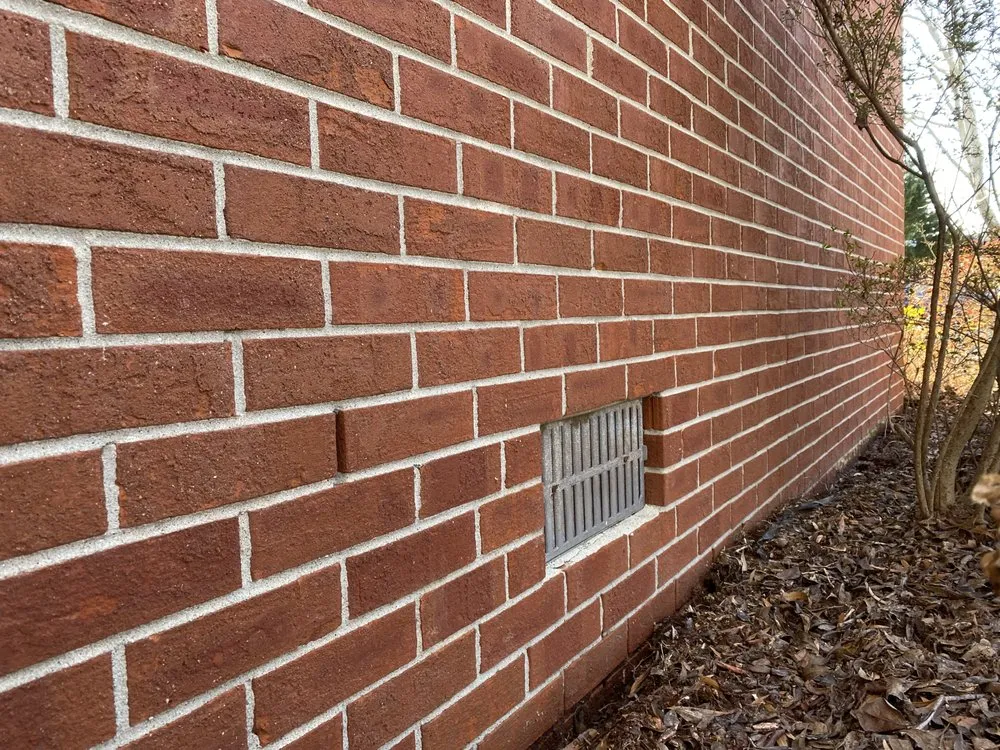 Slide of Black and White Soft Wash