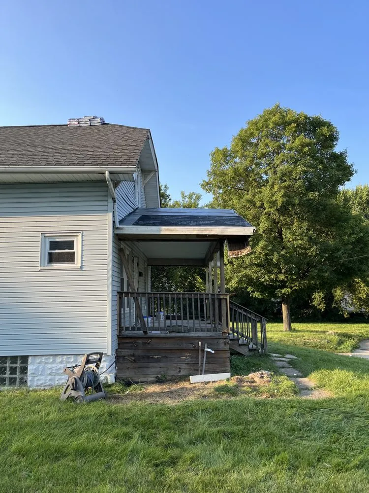 Slide of Black Diamond Roofing