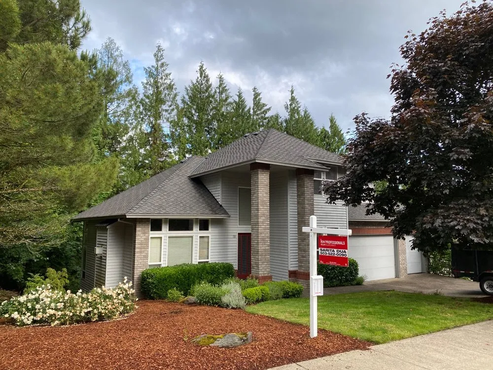 Slide of Black Diamond Roofing