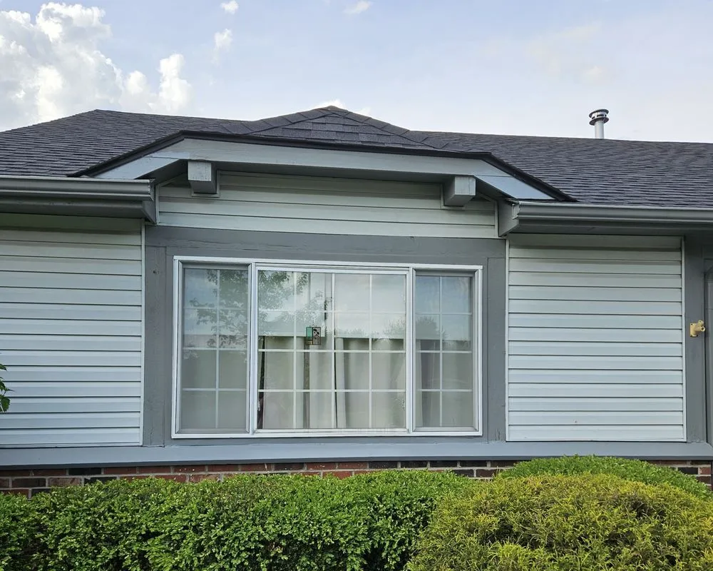 Slide of Black Tie Builders