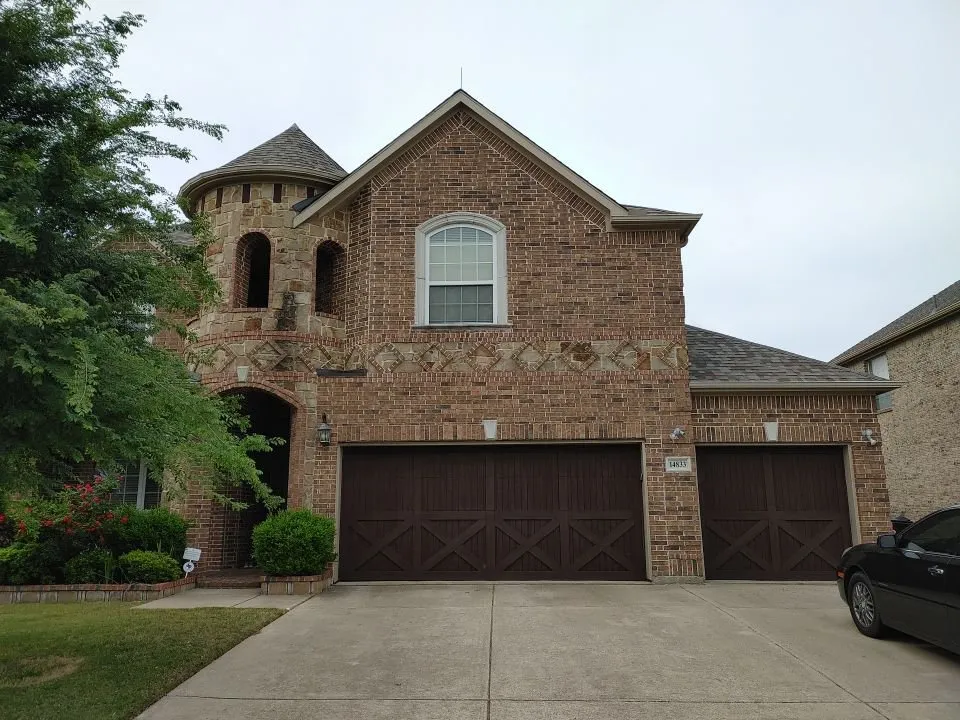 Emergency flat roof repair for fast service across Tom Bean, TX - Blackstone Roofing and Construction