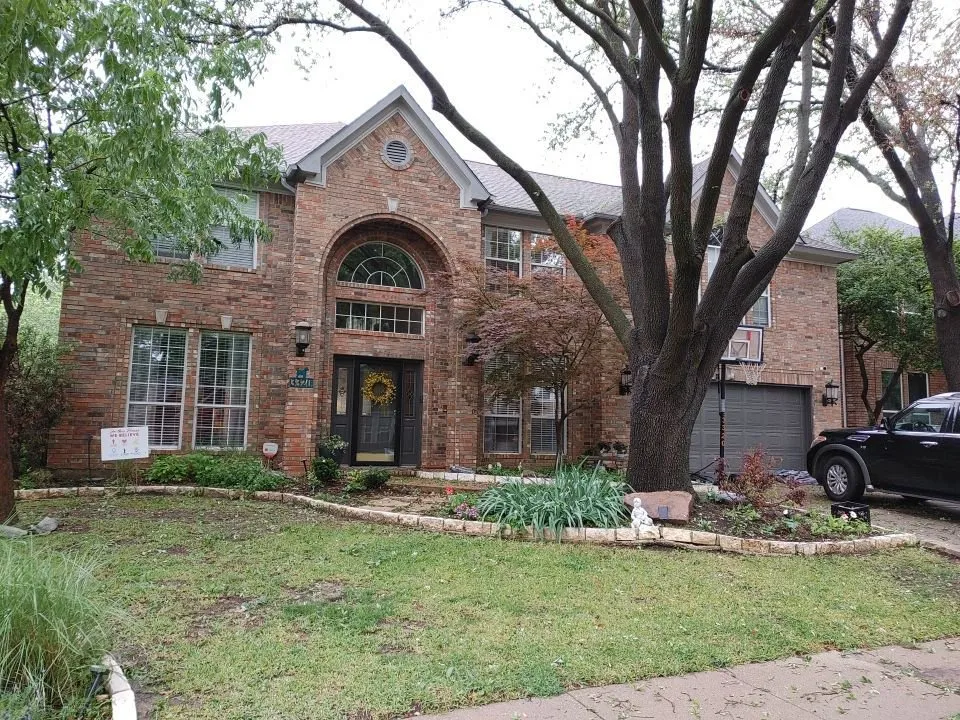Reliable residential roofing service in Tom Bean, TX - Blackstone Roofing and Construction