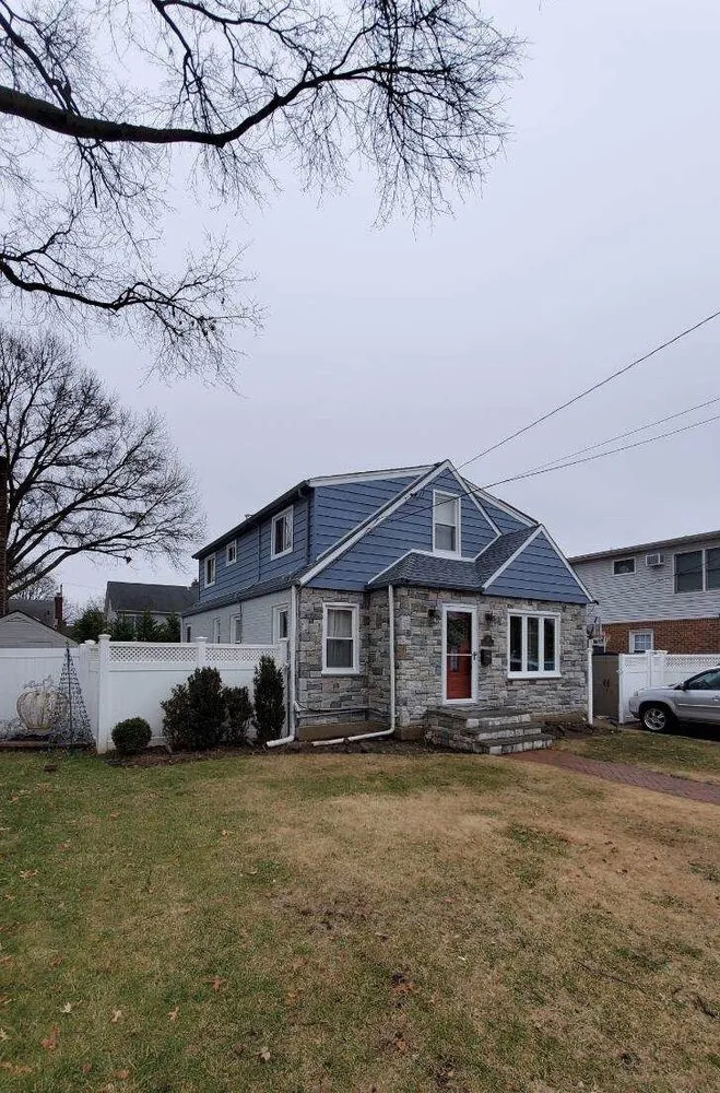 Slide of Blake Windows, Siding & Roofing