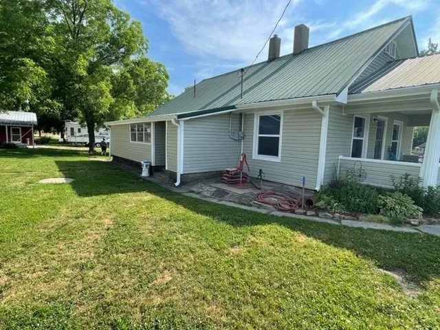 Slide of Blaylock’s Home Improvement