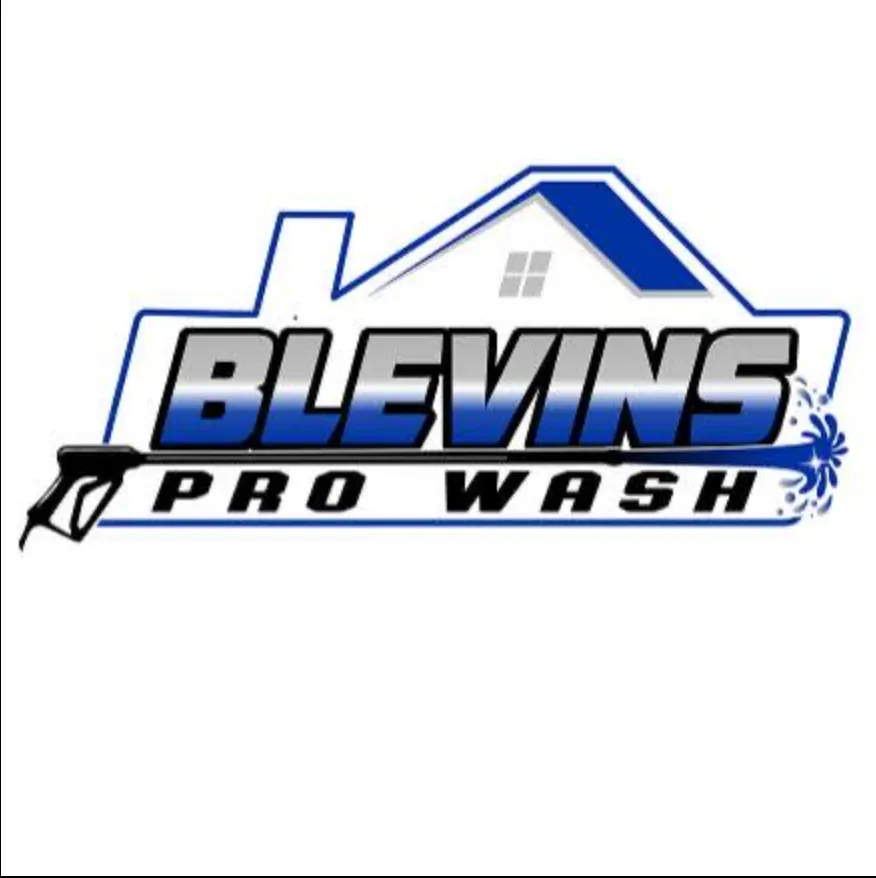 Professional shingle roofing service experts serving Wurtland, KY - Blevins Pro Wash