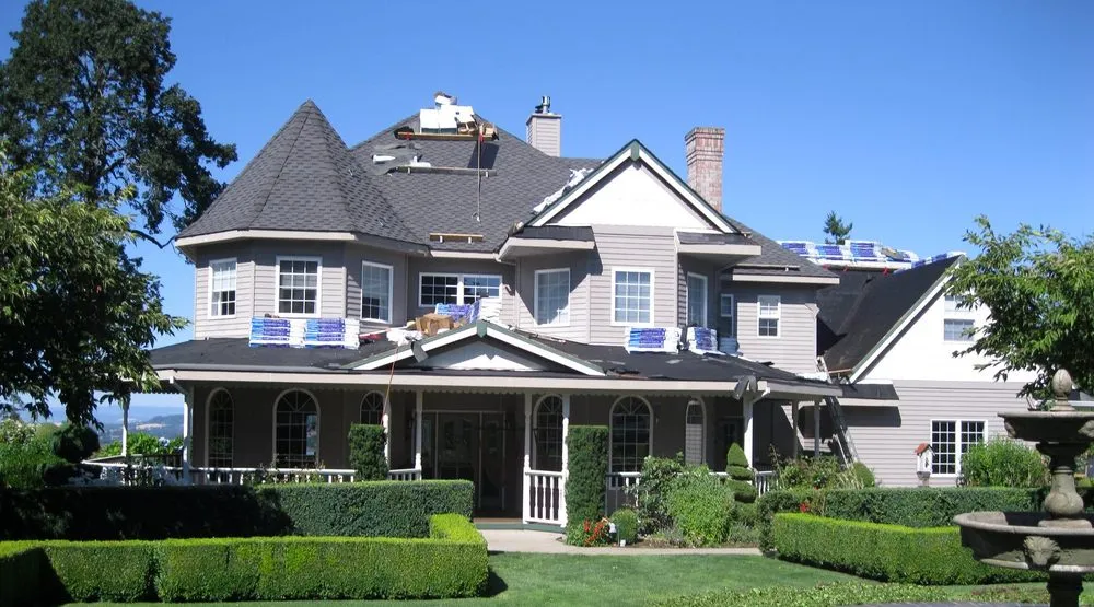 Slide of Bliss Roofing