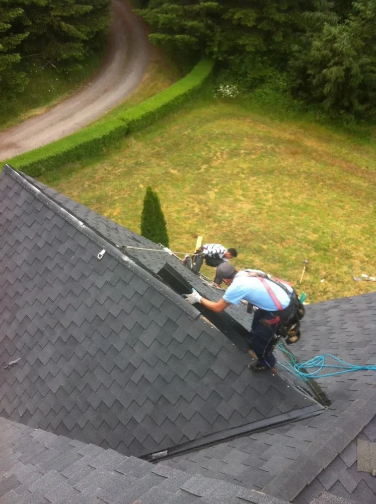 Slide of Bliss Roofing