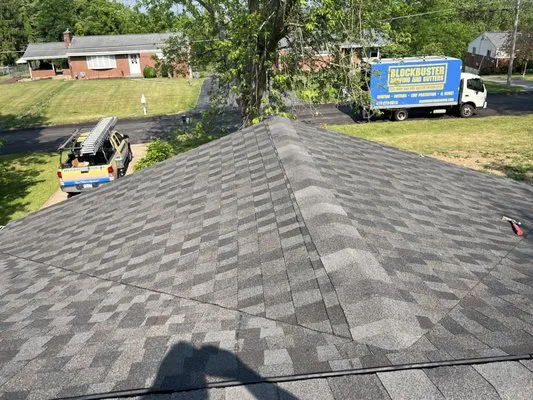 Blockbuster Roofing Logo