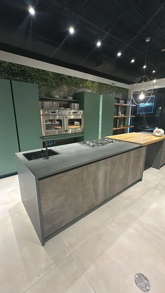 Slide of Bloom Renovations