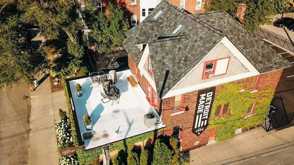 Slide of Bloomfield Construction & Restoration