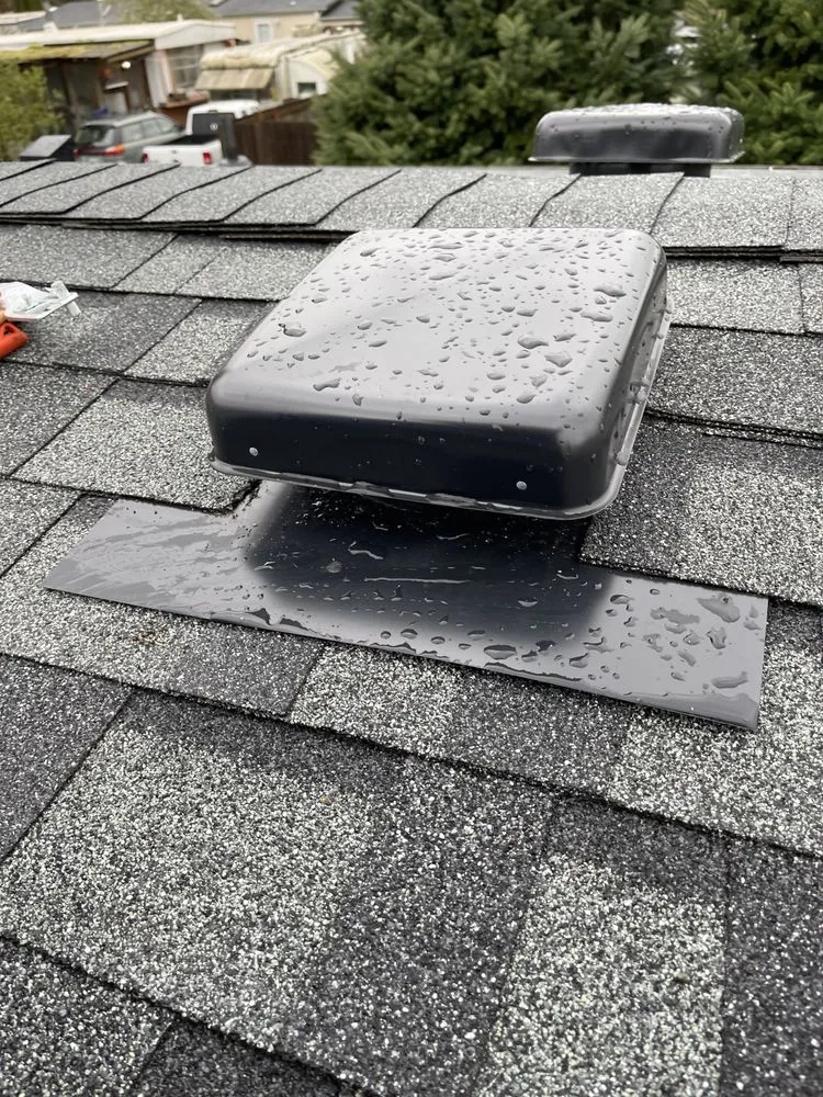 Slide of Blou Roofing & Construction