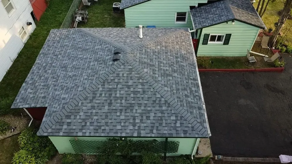 Slide of Blu Oasis Construction