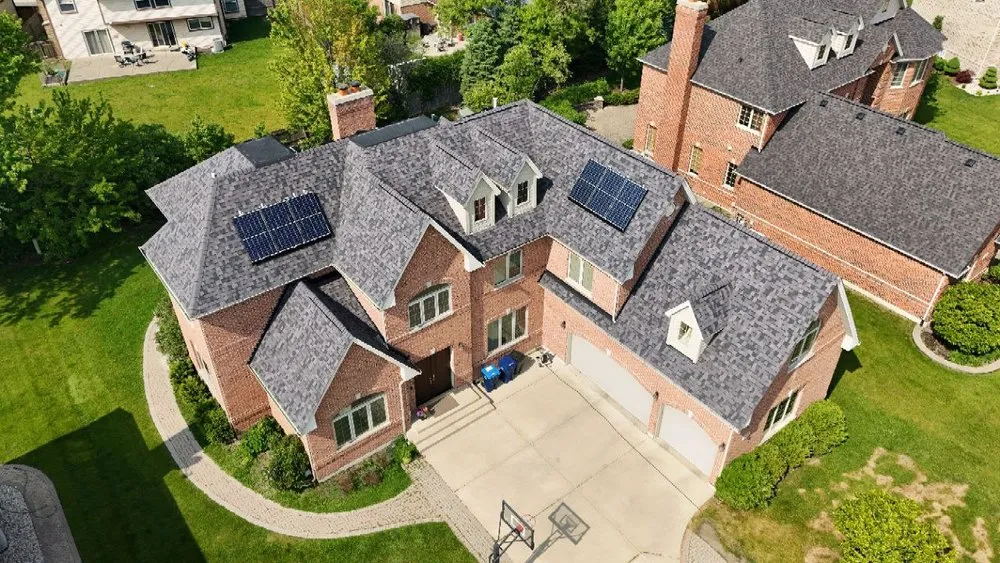 Slide of Blu Oasis Construction