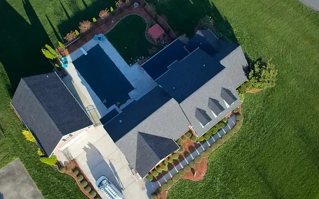 Licensed metal roofing installation experts serving Bell Buckle, TN - Blue Raider Roofing