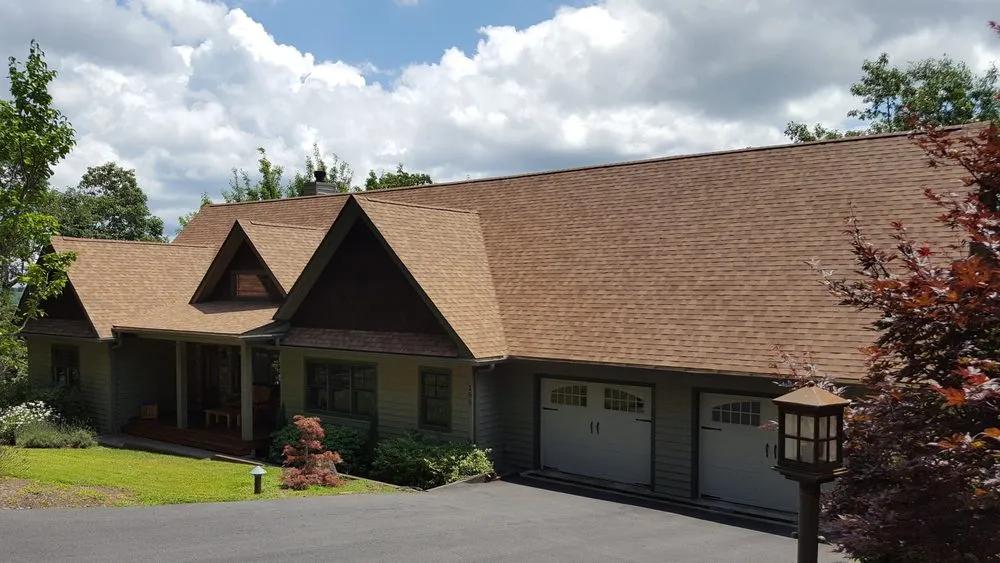 Reliable roof repair experts serving Deep Gap, NC - Blue Ridge Roofing