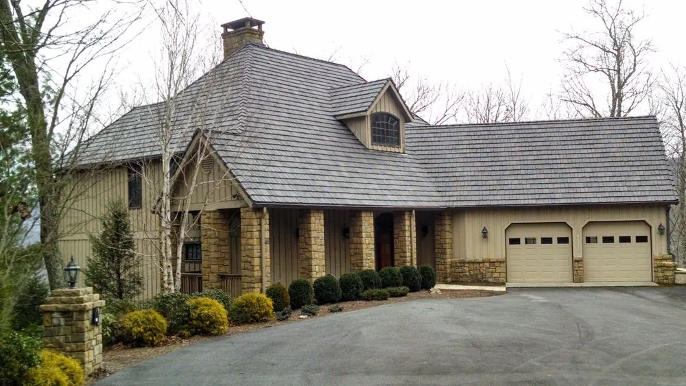 Licensed storm damage roof repair experts serving Deep Gap, NC - Blue Ridge Roofing