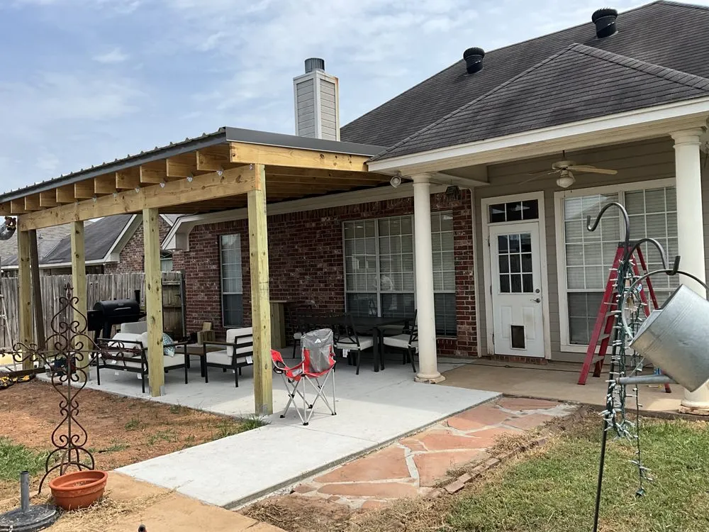 Slide of Blue Tide Exteriors