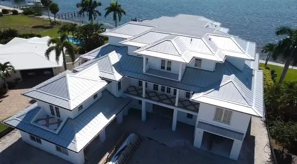 Blue Vision Roofing Logo