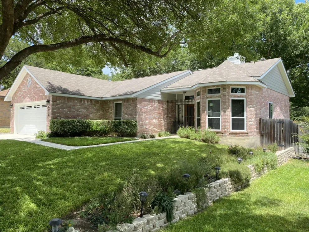 Slide of Bluebonnet Exteriors