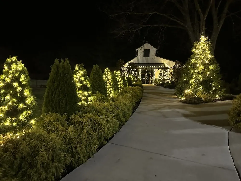 Slide of Bluegrass Christmas Light Installers