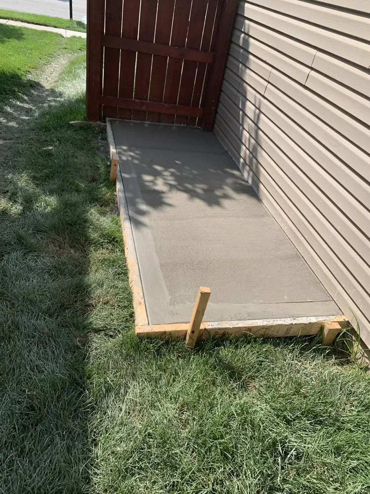 Reliable roof installation in Fisherville, KY by Bluegrass Concrete Louisville