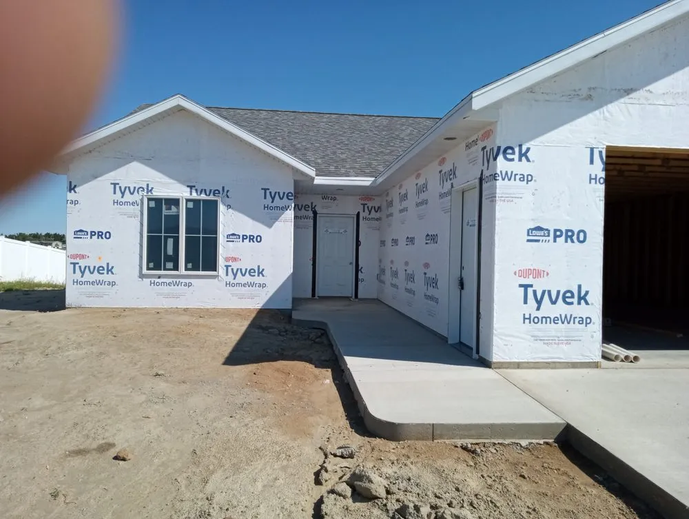 Slide of Blueridge Builders