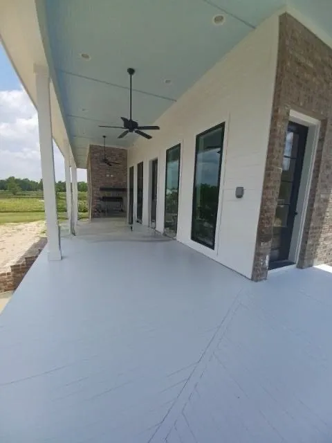 Licensed shingle roofing service in LA Place, LA - B&M Contractors