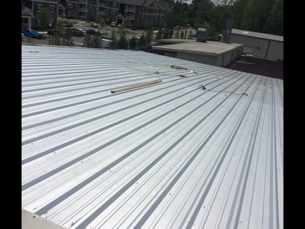 Slide of B&M Roofing & Construction