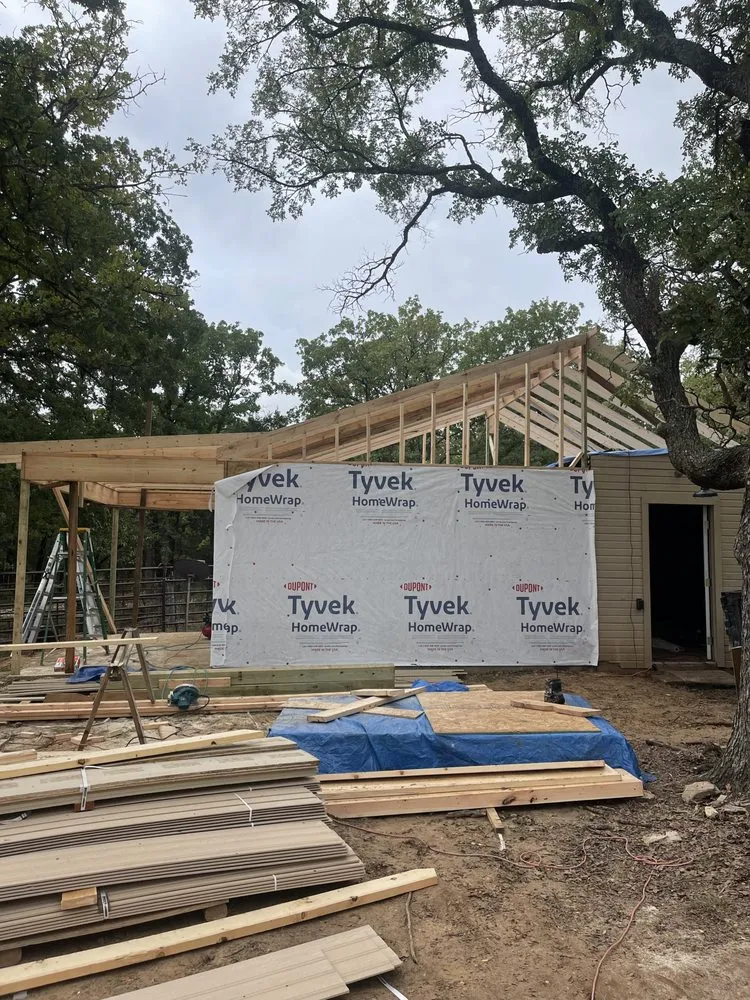 Slide of B&M Roofing