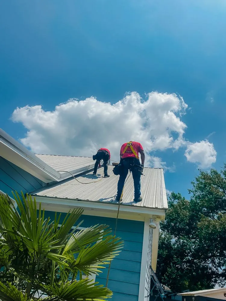 Slide of B&M Roofing