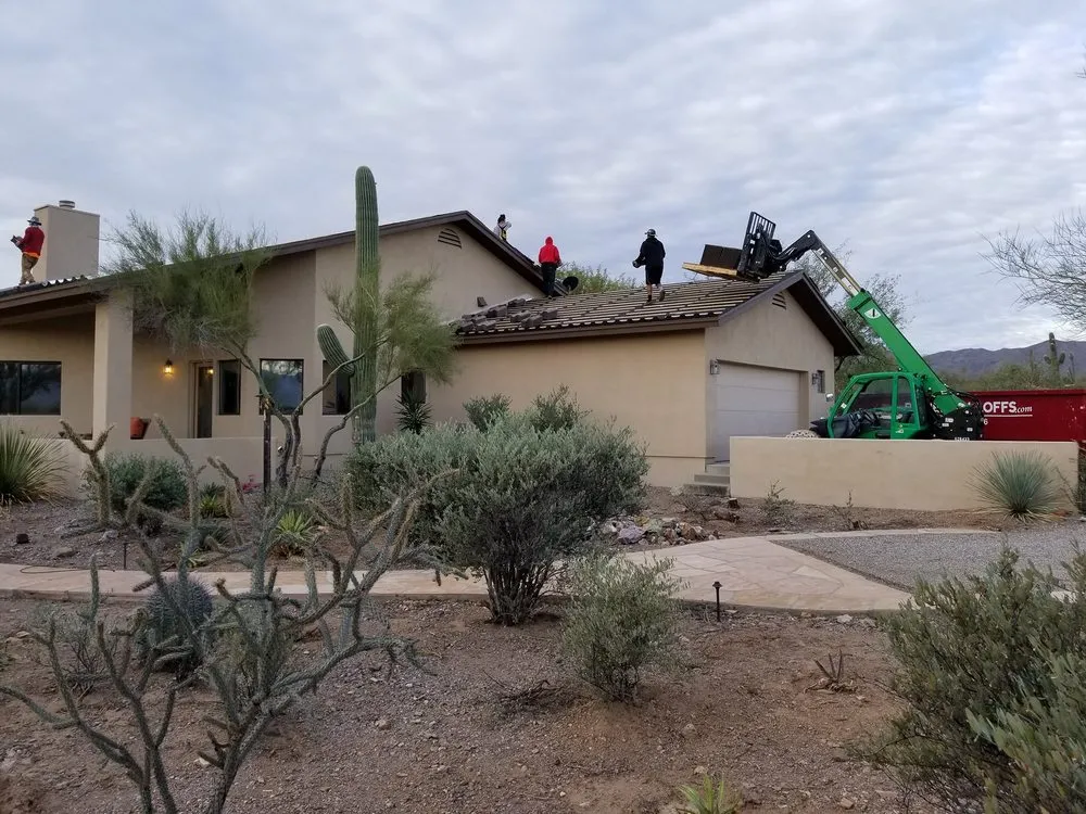 Slide of B&M Roofing