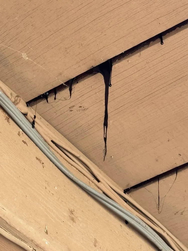 Slide of B&M Roofing