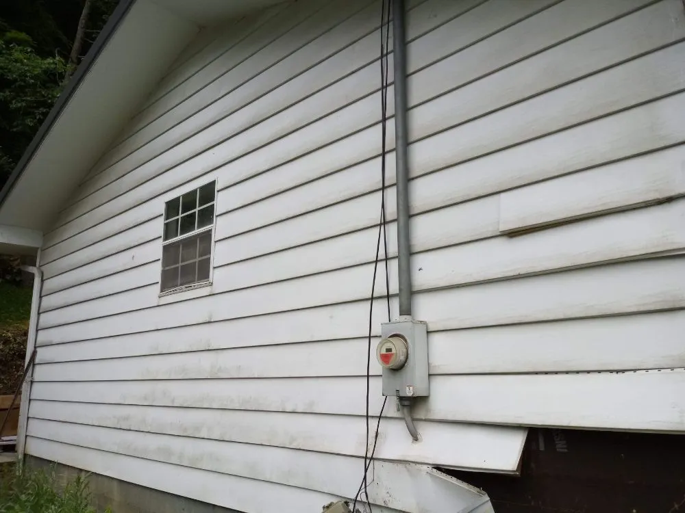 Licensed shingle roofing service experts serving Malden, WV - BMP Home Improvements