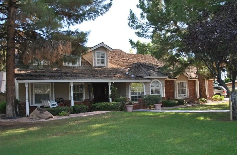 Slide of BnB Roofing