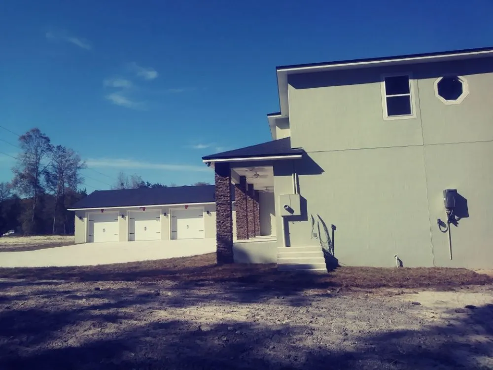 Slide of Bo & Rose Homes