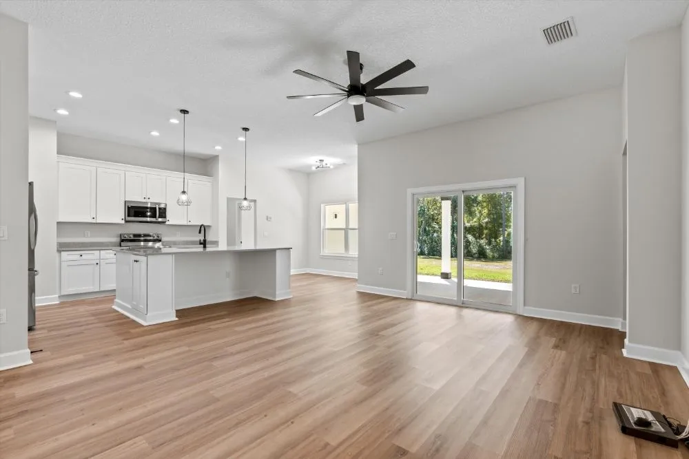 Slide of Bo & Rose Homes