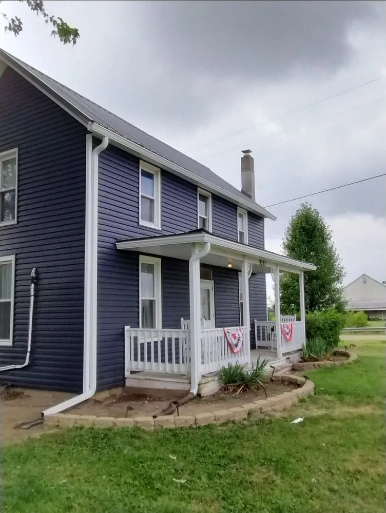 Slide of Bo Lacey Construction