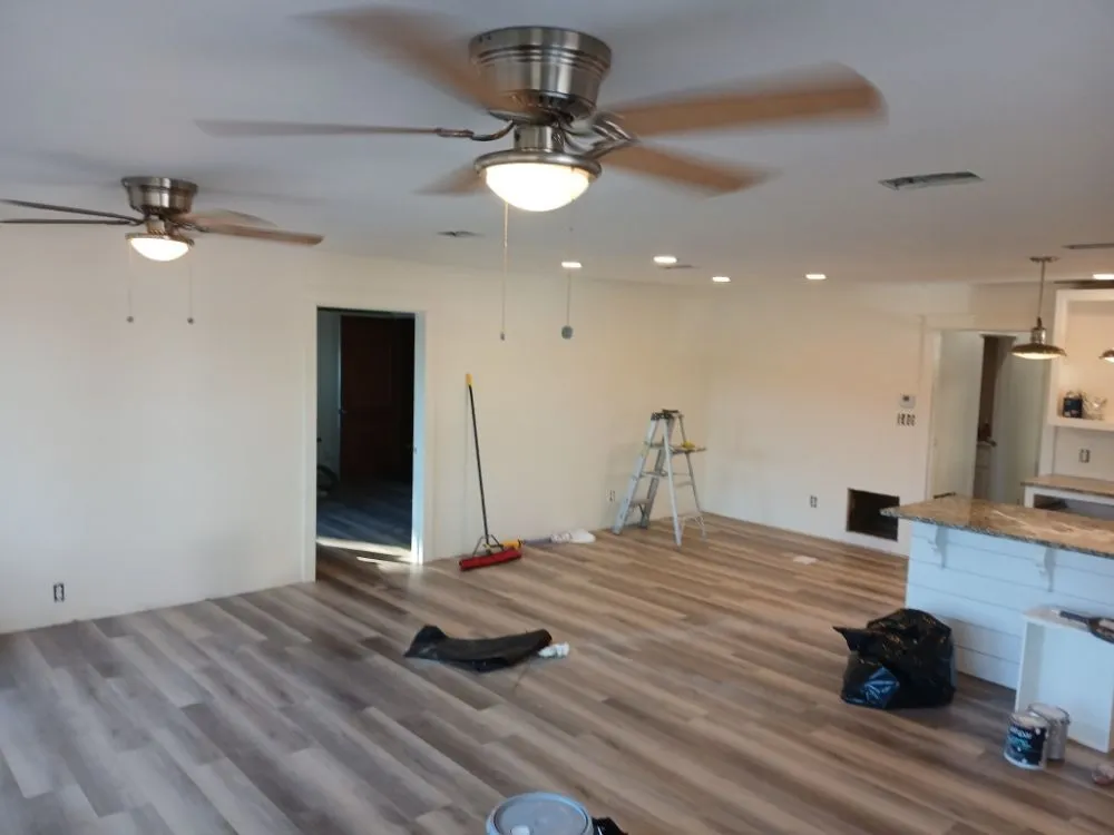 Trusted residential roofing service with free inspection in Alba, TX by Bob Builders