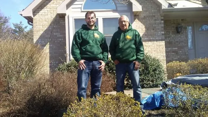 Slide of Bob Romea Contracting